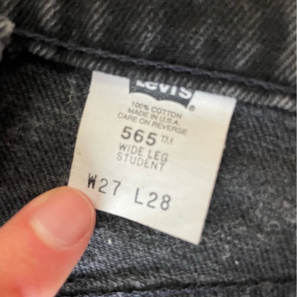 Vintage Levi’s 565 Wide Leg Student black denim shorts size 27 - Picture 6 of 6
